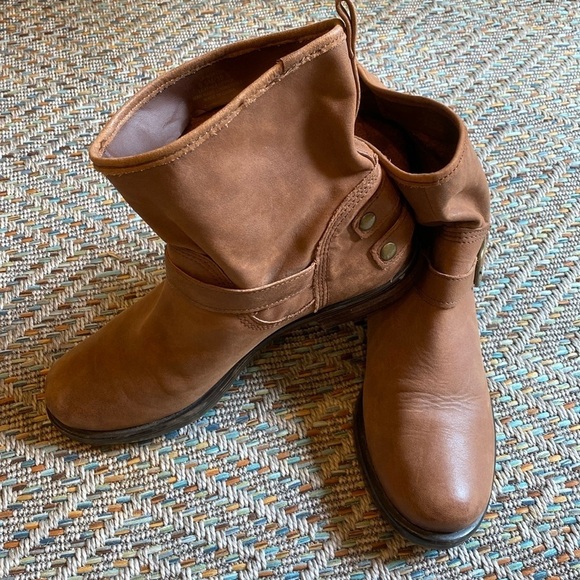 Luck Brand Norton Slouchy Leather Moto Buckle Boots Booties Tan 9.5 - Picture 2 of 11